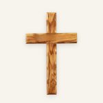 Schlichtes Wandkreuz aus Olivenholz mit gewellter Oberfläche