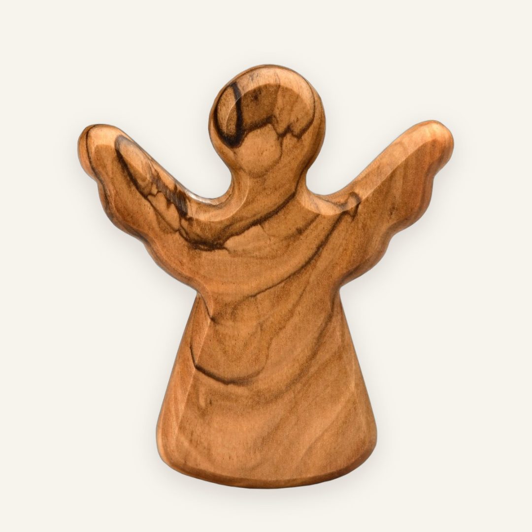 Schutzengel aus Olivenholz – kleines Taufgeschenk zum Festhalten Schutzengel aus Olivenholz – kleines Taufgeschenk zum Festhalten
