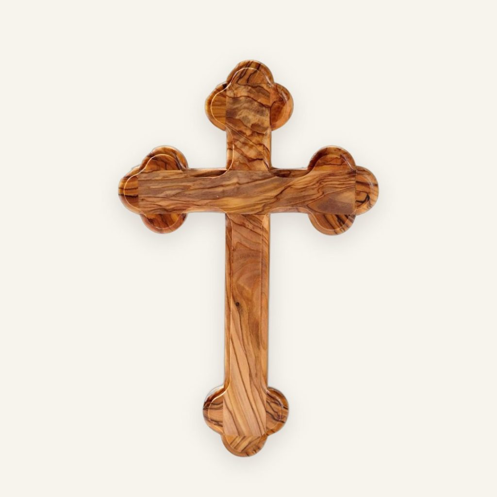 Wandkreuz aus Olivenholz mit runden Kanten