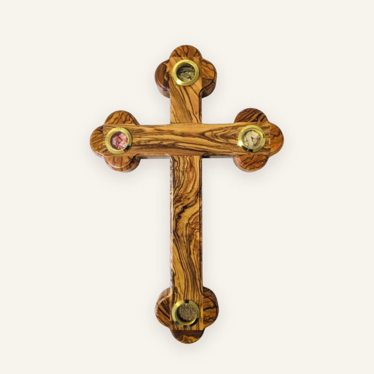 Dreifaltigkeitskreuz aus Olivenholz mit Weihrauchkapseln aus Bethlehem