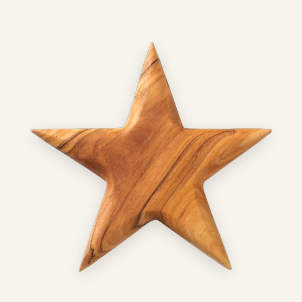 Stern-Anhänger aus Olivenholz 8 cm – Baumschmuck